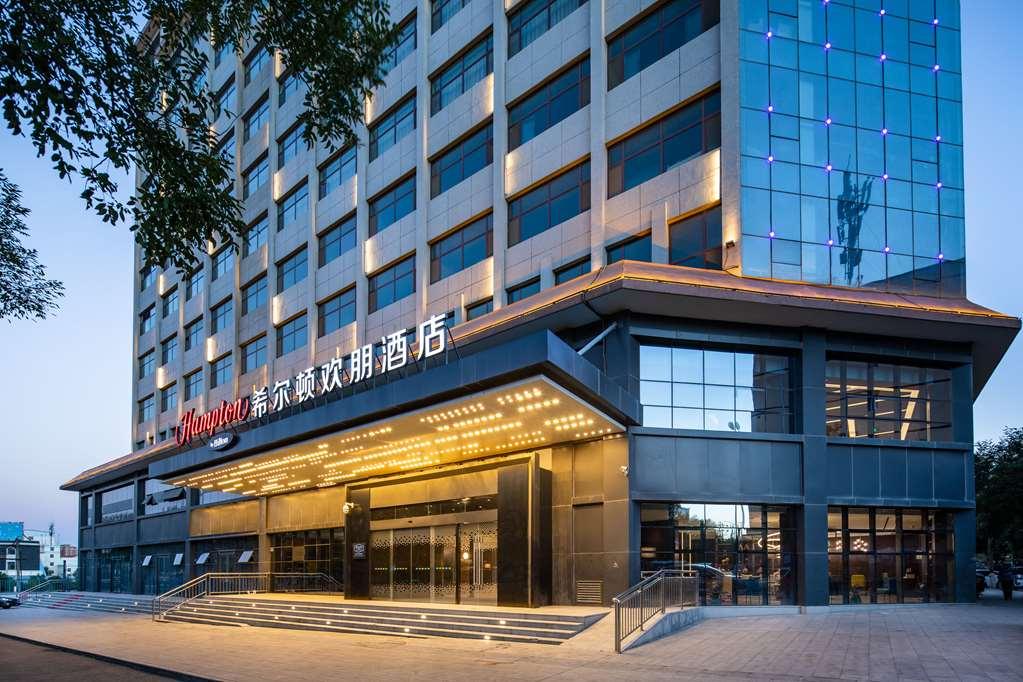 Hampton By Hilton Baiyin Hotel Exterior photo